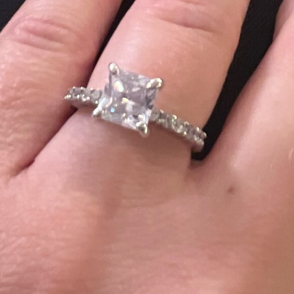 14k white gold ring cubic zirconia size 6.5 silver diamond bling rhinestone cute - Picture 3 of 6